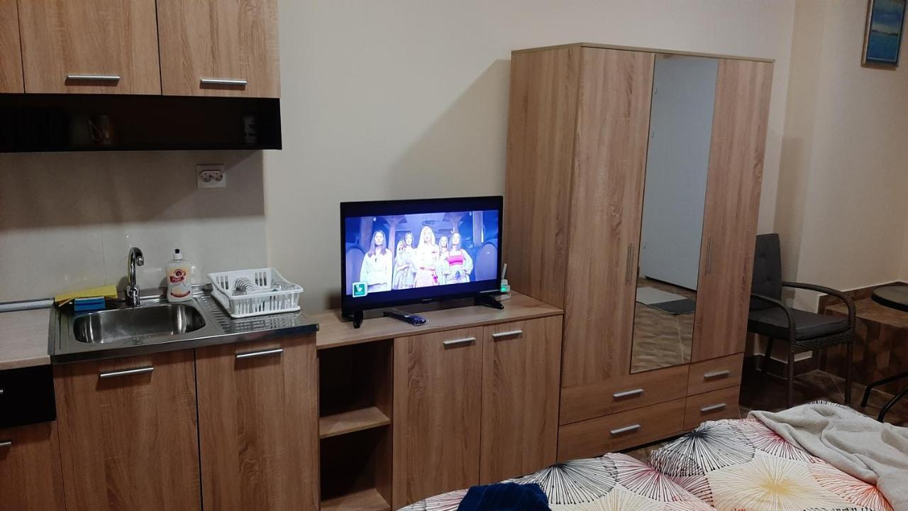 Art Apartment Сливен Екстериор снимка